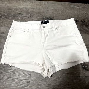 Gap distressed Jean shorts 3” inseam